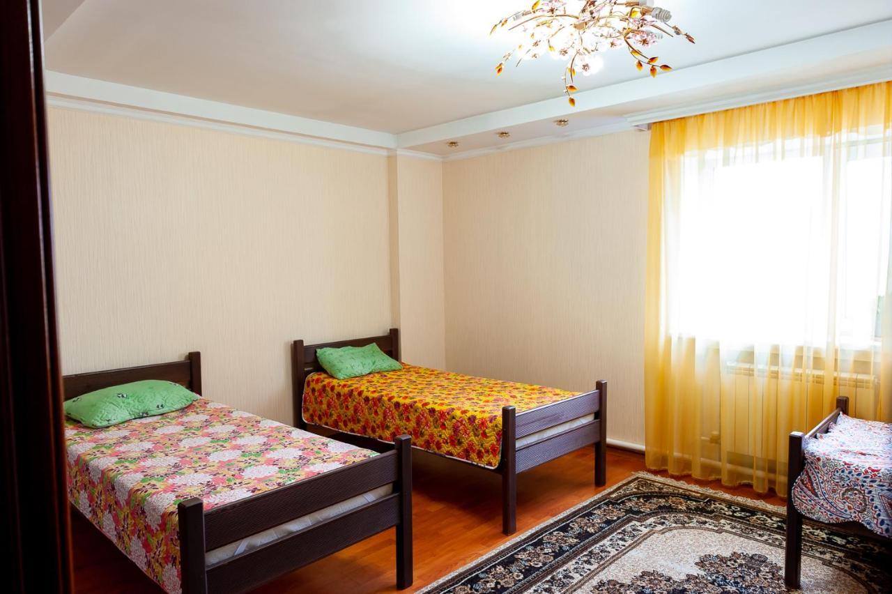 Hostel Astana Exteriör bild